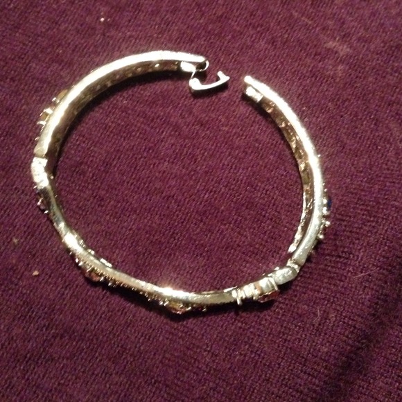 ANTIQUE SILVER PLATED AB PURPLE CRYSTALS BRACELET - Picture 3 of 4