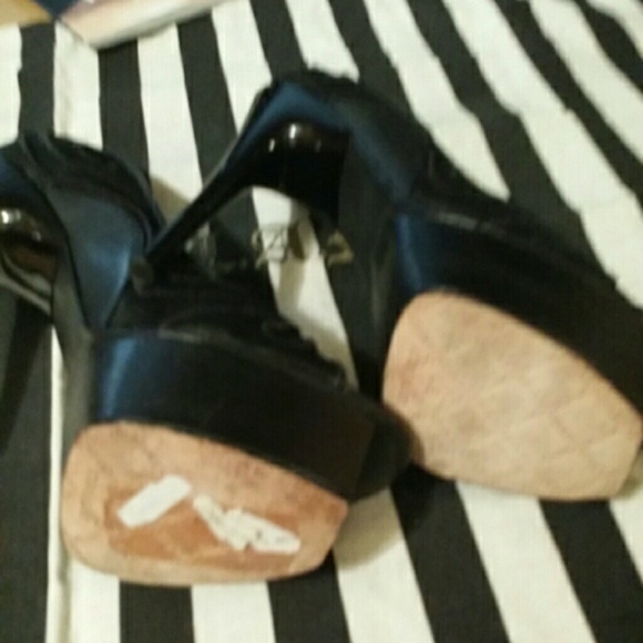 💕HP💕LAMB PLATFORM STILETTOS - Picture 2 of 4