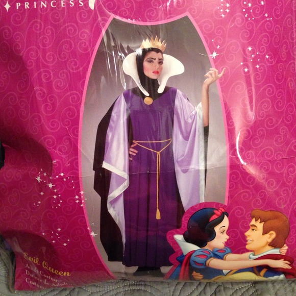 Evil queen halloween costume