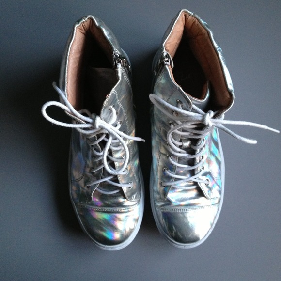 🚫Bundled🚫Jeffrey Campbell holographic sneakers - Picture 4 of 4