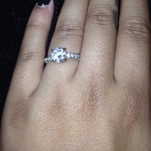 Diamond ring not real💎💍