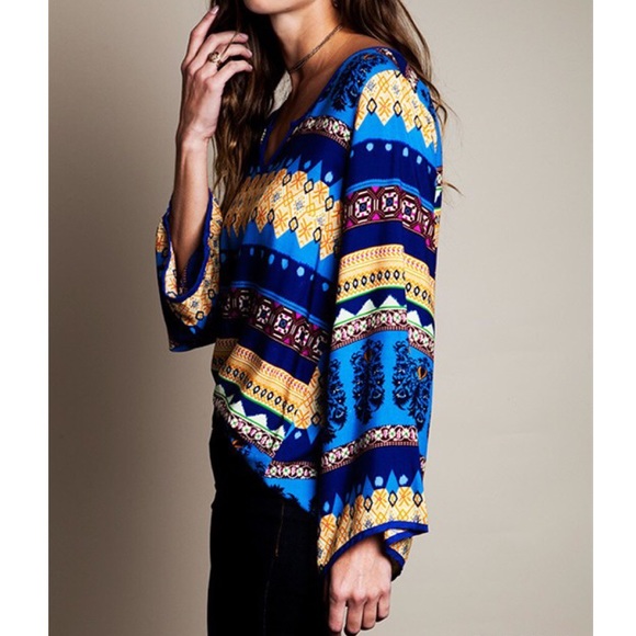 LOWEST "Northern Lights" Printed Long Sleeve Top - Picture 3 of 3