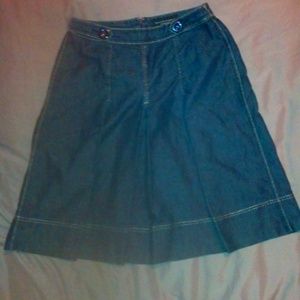 Jean skirt w gold thread stitching