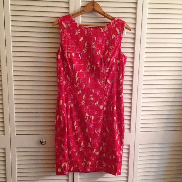 Pinkish Red sheath dress with floral pattern