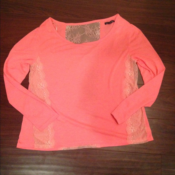 Coral lace panel top