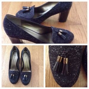 AK Anne Klein Brown Twee Tassel Pumps NWOB