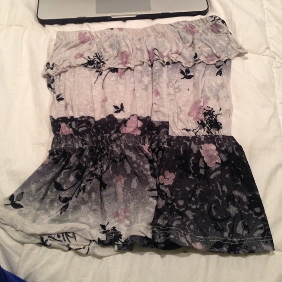 Ruffle floral strapless