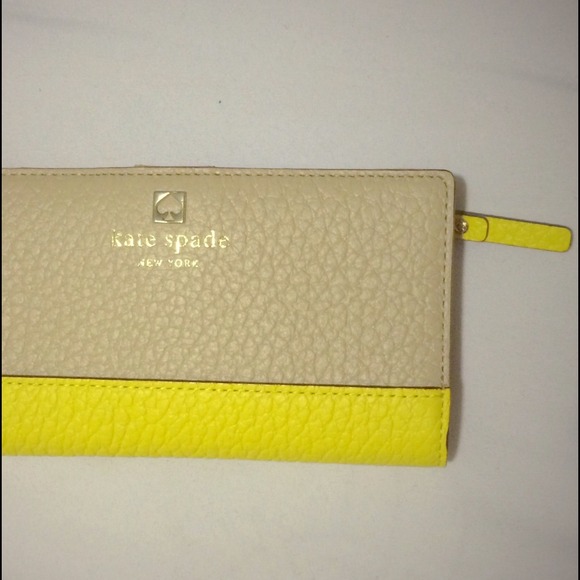 NEW kate spade wallet - Southport Avenue Stacy