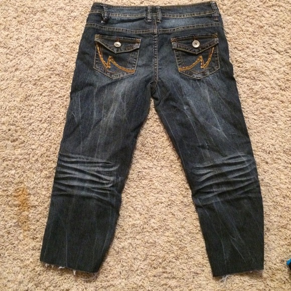 Capris - Picture 2 of 2