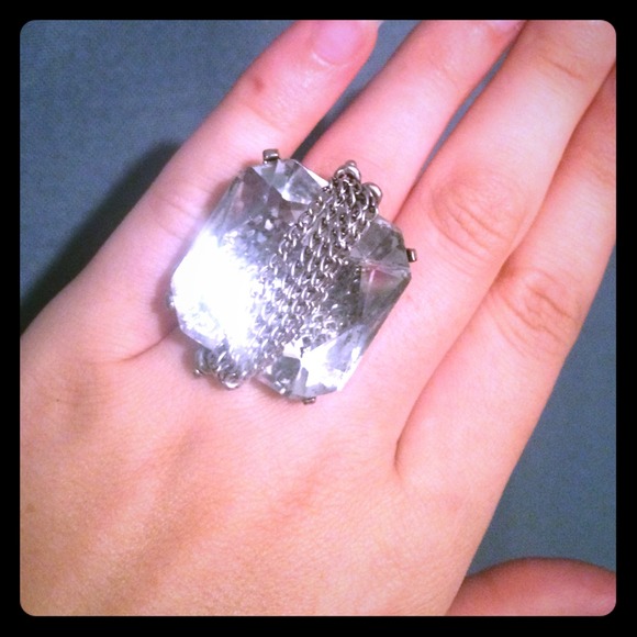 Super cute chunk ring