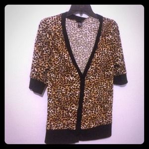 Leopard sweater, never worn. Rue 21.