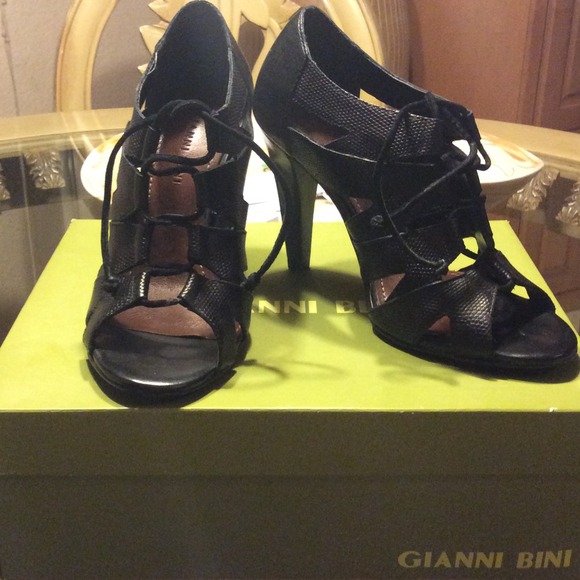 Gianni Bini heels💕