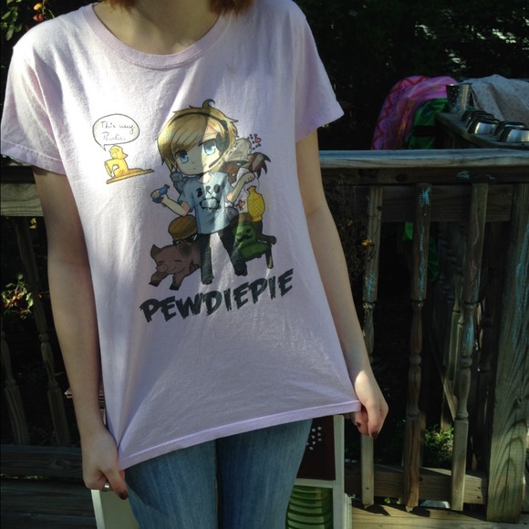 ❌Sold❌ Light Pink Pewdiepie Shirt