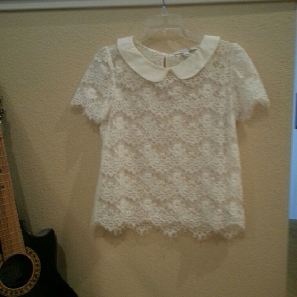 Lace collared shirt
