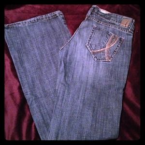 EUC !it Sophie Jeans from Buckle