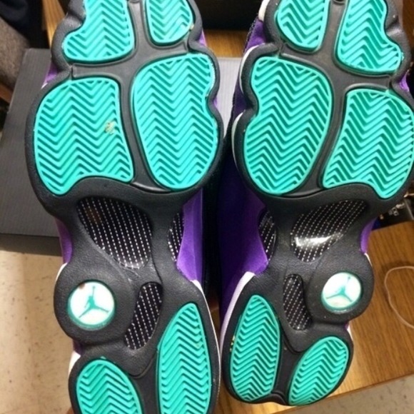 🚫SOLD🚫 Jordan Grape 13s - Picture 4 of 4
