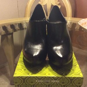Gianni Bini Booties 💖Reduced Price💖