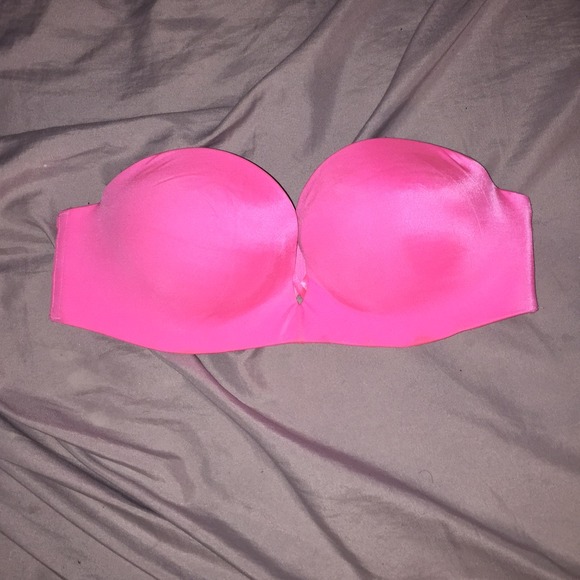 Victoria secret bombshell
