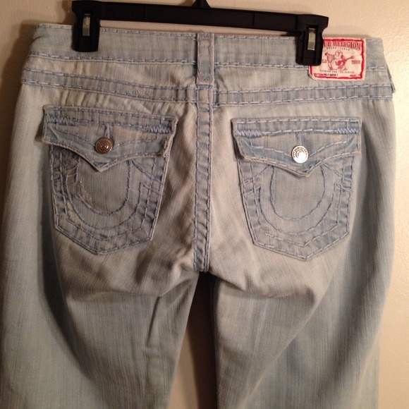BEAUTIFUL PALE BLUE YARN DENIM TRUE RELIGION DENIM