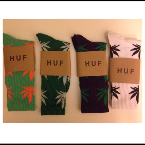 4 pairs of huf socks