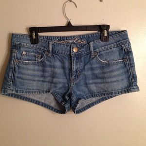 American Eagle sexy blue denim daisy dukes