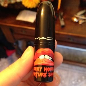 Mac rocky horror picture show lipstick oblivion