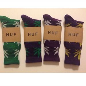 4 pairs of HUF socks