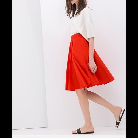 Zara midi skirt🎉last one - Picture 2 of 3