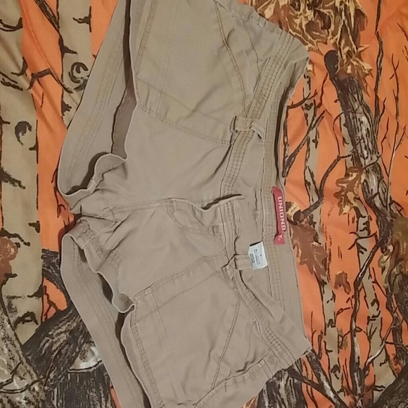 Unionist tan shorts - Picture 1 of 2