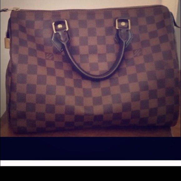 HELP ! LOOKING FOR SPEEDY 30 AZUR !!