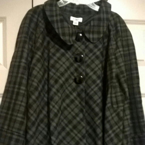 Cape-like crop jacket