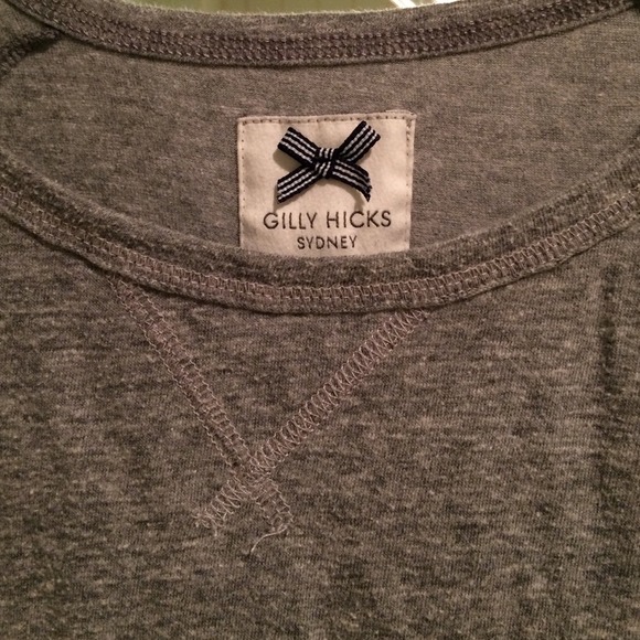 Gilly Hicks sweater