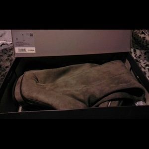 Jennifer lopez boots