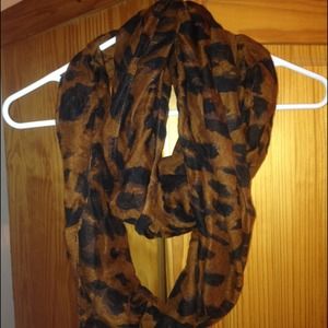 Infinity scarf