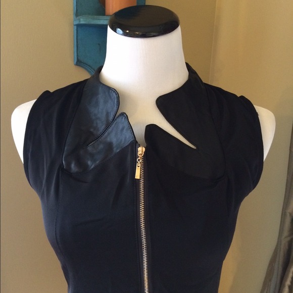 Slimming geometric neckline black dress. - Picture 2 of 3