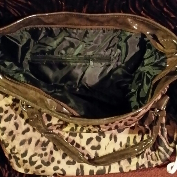 LRD Handbag - Picture 2 of 4