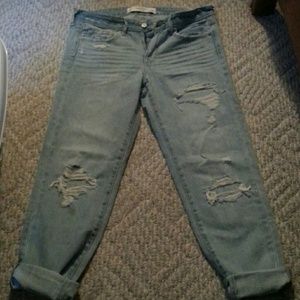 NWT Abercrombie and Fitch destroyed capris