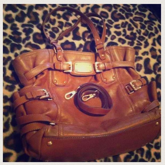 Michael Kors brownleather Ganvoort tote! Not sold!