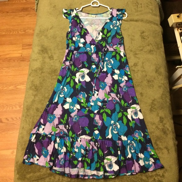 Slinky sleeveless floral dress - Picture 1 of 3