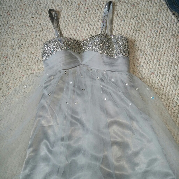 🚨Price drop🚨Silver dress homecoming dress/prom