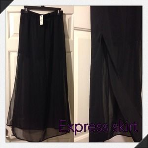 New Black Express Skirt