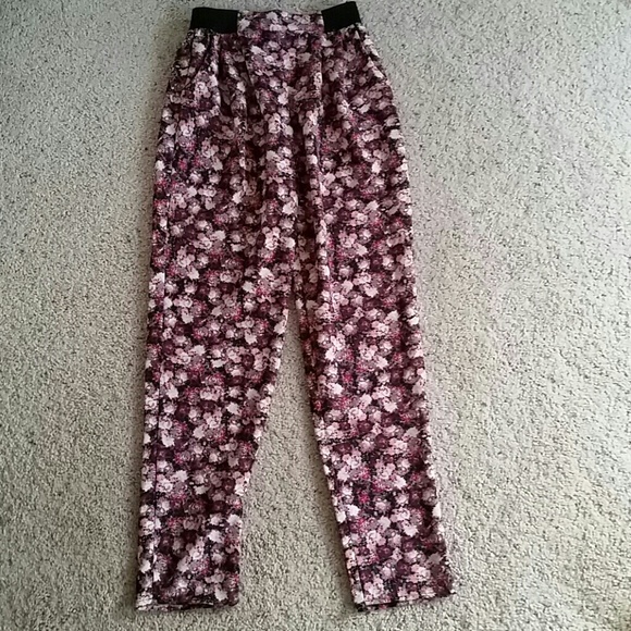 Xhilaration floral pants