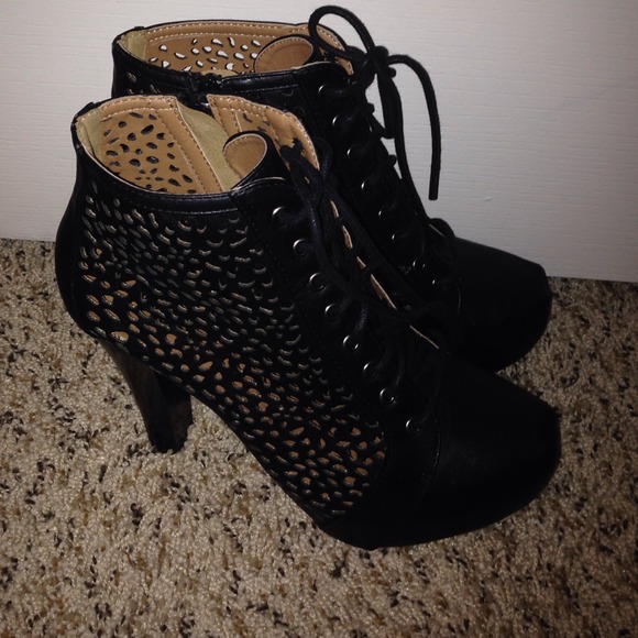 Heels!