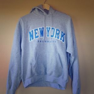 NYU sweatshirt