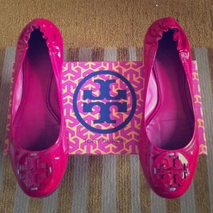 TORY BURCH PATENT REVA Flats, Orchid Pink 8.5