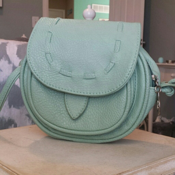 Small, mint crossbody