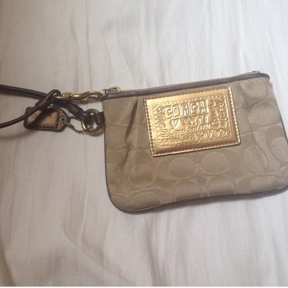 Coach wallet/wristlet