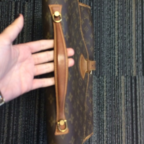 Lv vintage briefcase 🎀host pick🎀 - Picture 3 of 4
