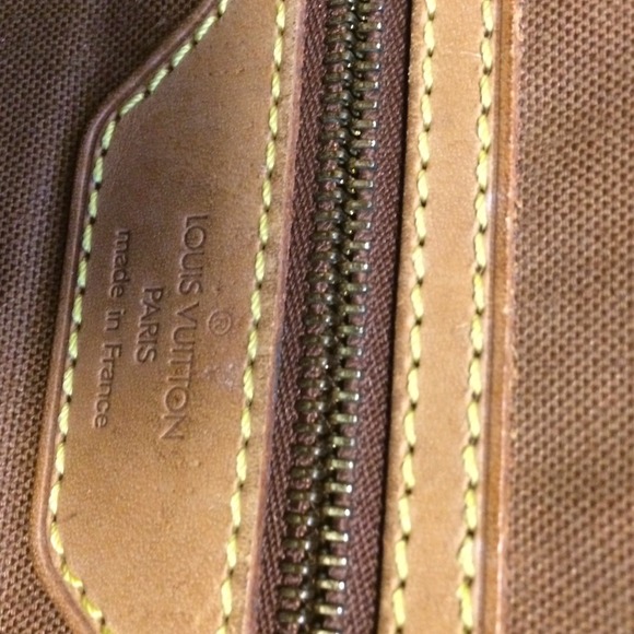 Lv vintage briefcase 🎀host pick🎀 - Picture 4 of 4