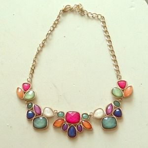 Colored necklace